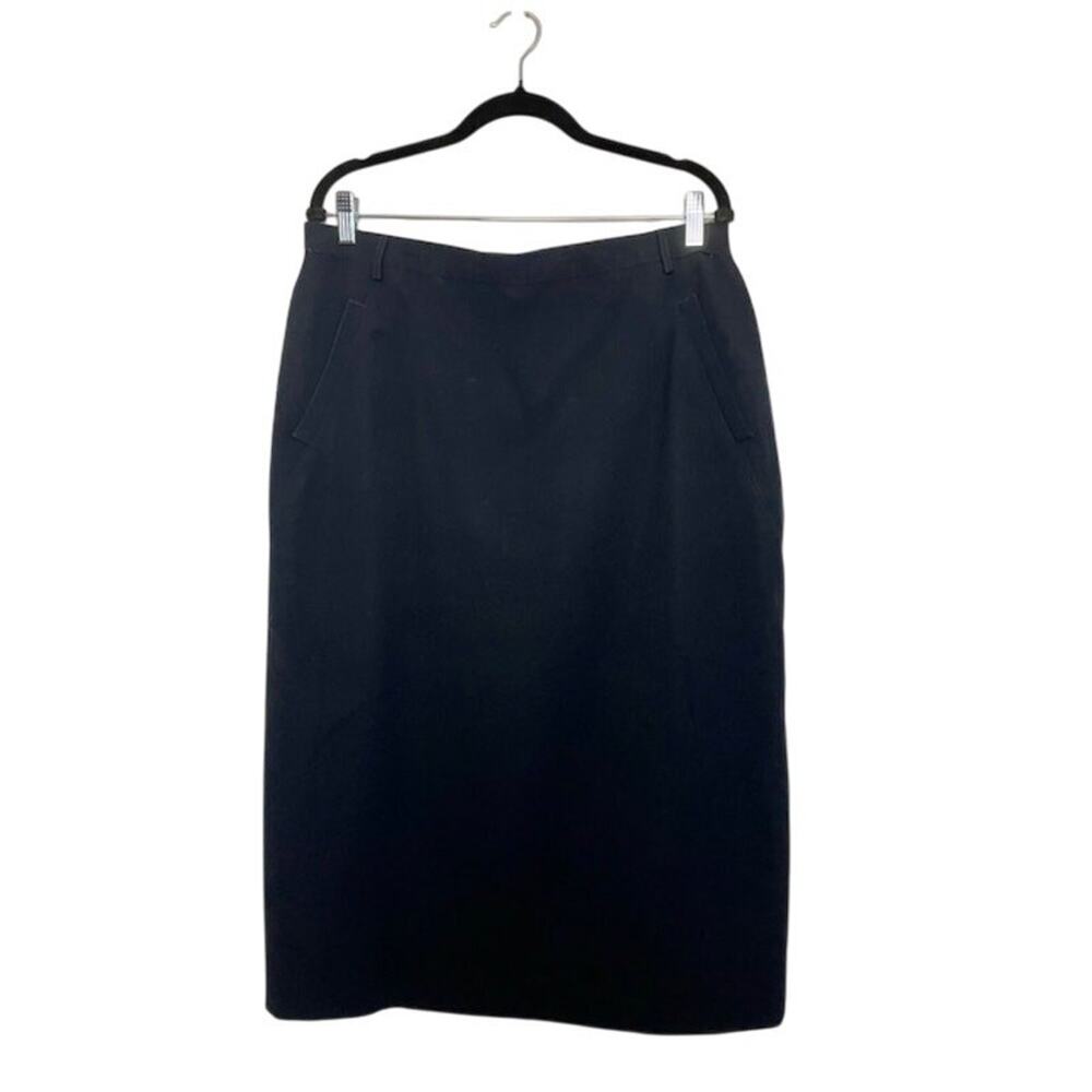 Escada Black Wool Gabardine Straight Skirt Germany Size 44/US 14 Classic Pockets